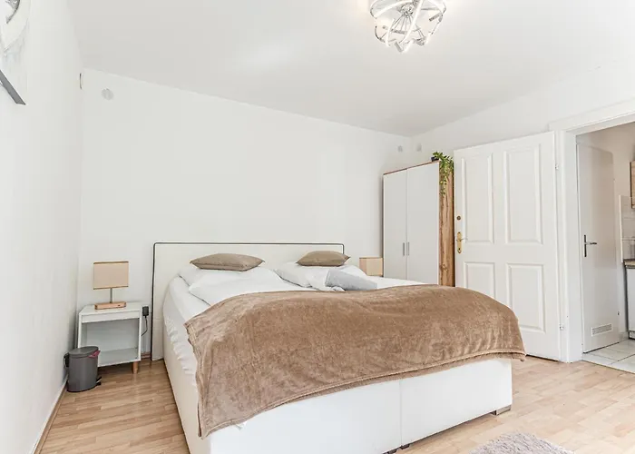 Vibes: 1br Apt, 10 Min To Westbahnhof Vídeň
